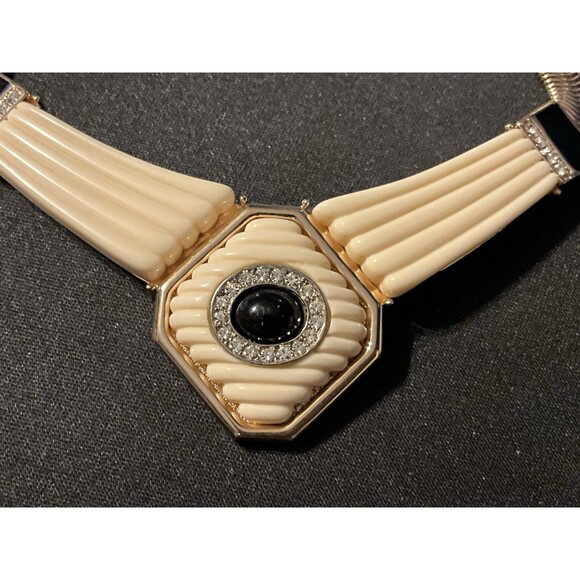 Vintage Parklane 16in Choker Gold Tone Enamel Rhinestone - Picture 2 of 6